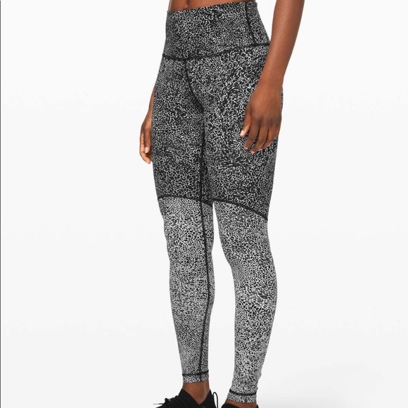 Lululemon Wunder Under High-Rise Tight *28” Block - Picture 2 of 5